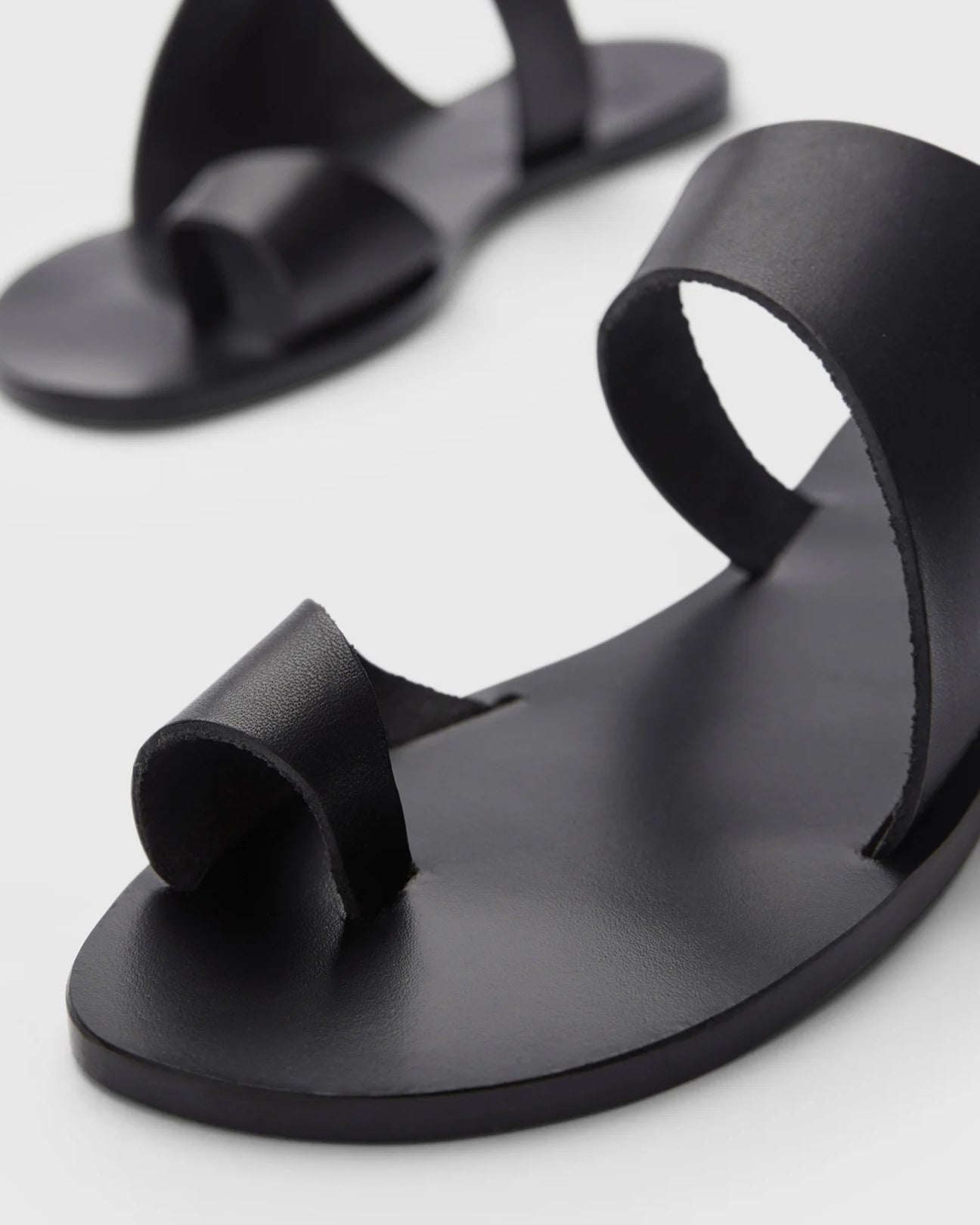 ATP Centola Vacchetta in Black