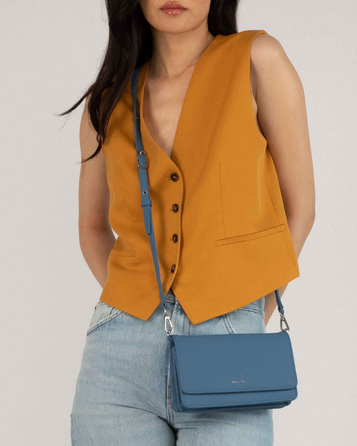 MATT & NAT Bee Veagn Crossbody Bag in Galaxy