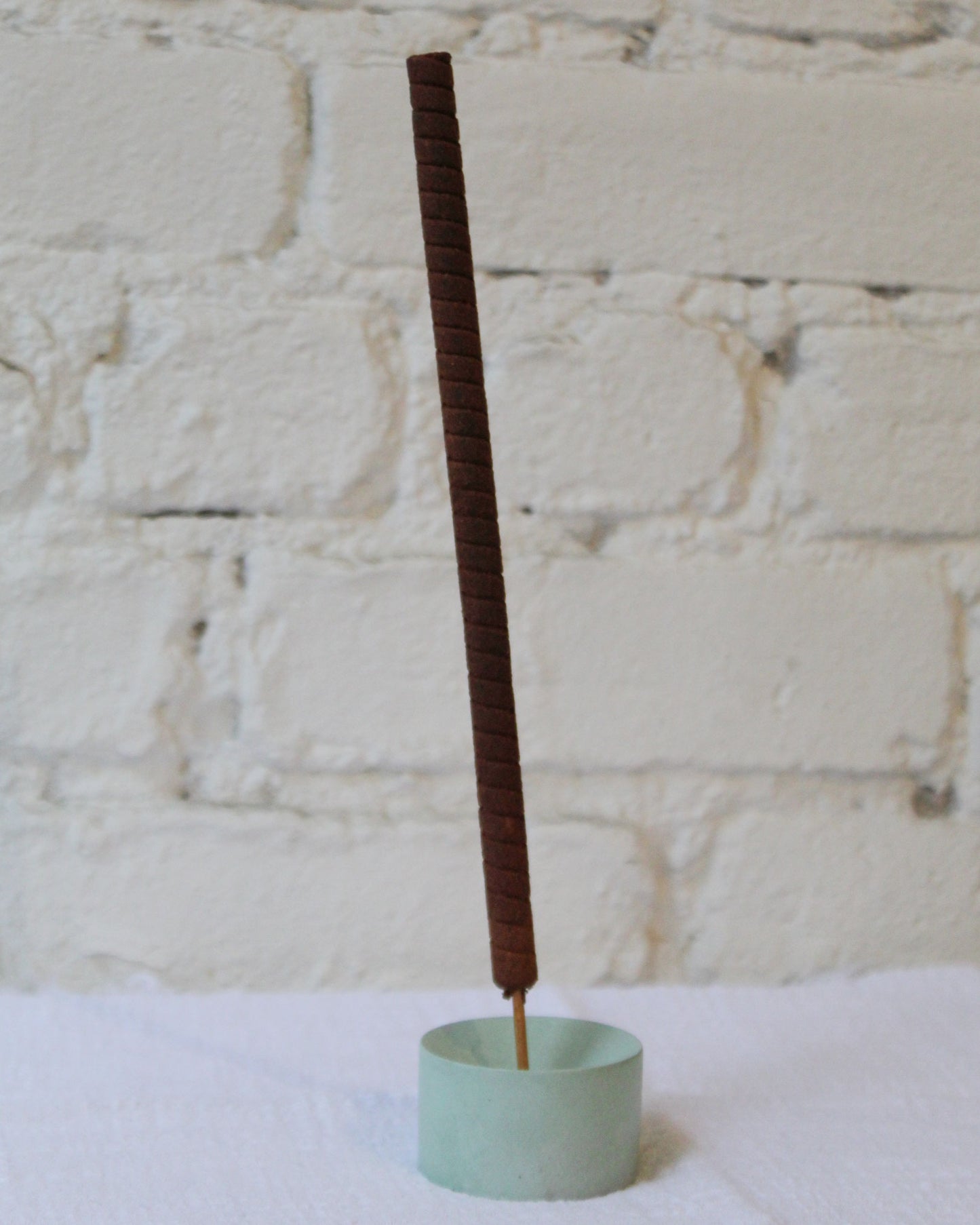 9 CHRISTOPHER Drip Incense Holder in Green