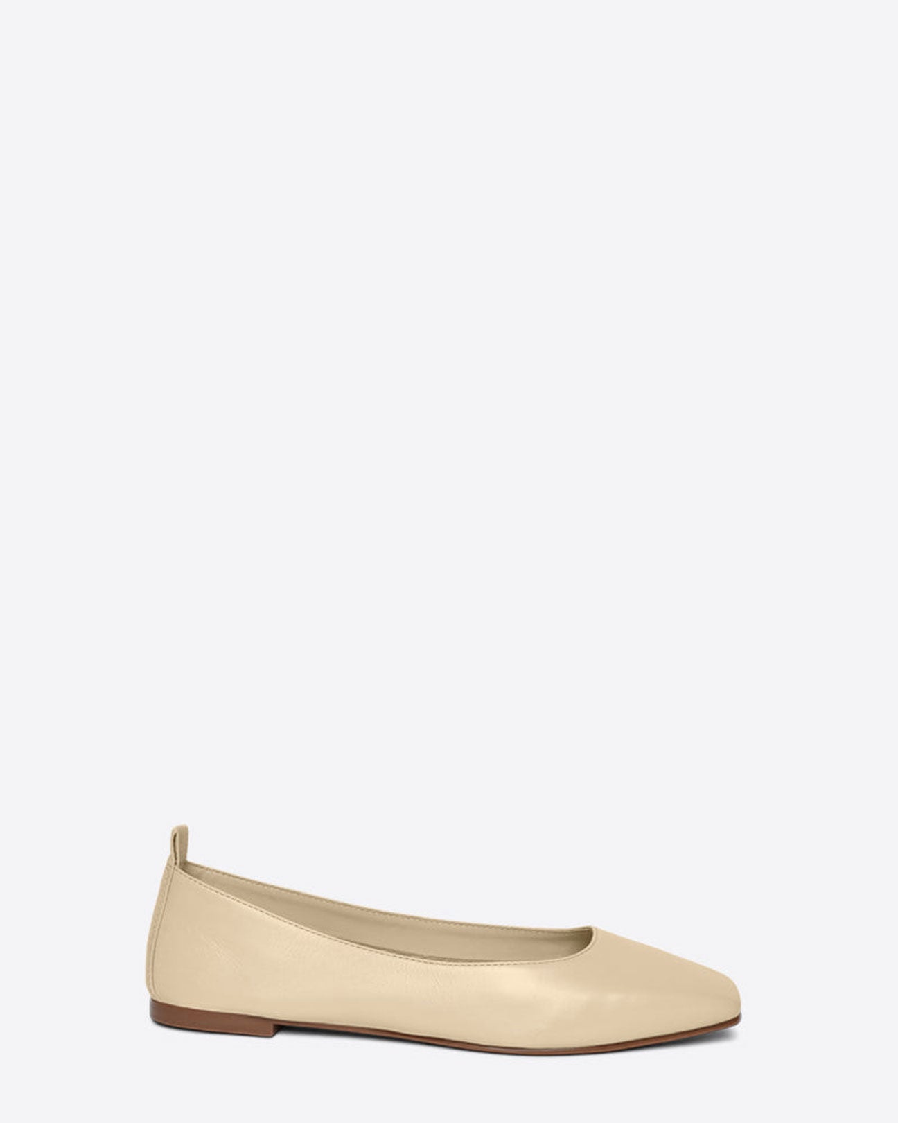 INTENTIONALLY BLANK Image Natural Sole Flat in Eggnog