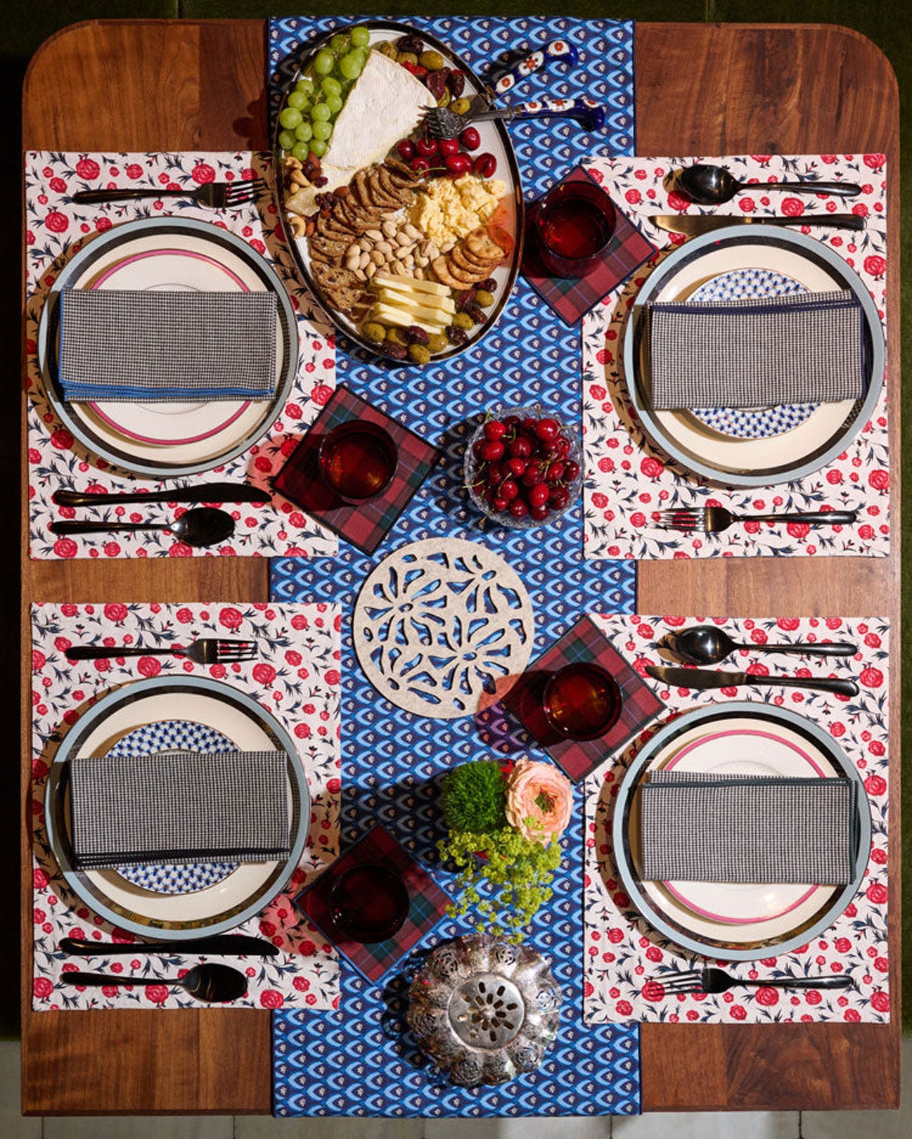 ATELIER SAUCIER Jubilee Plaid Cocktail Napkins
