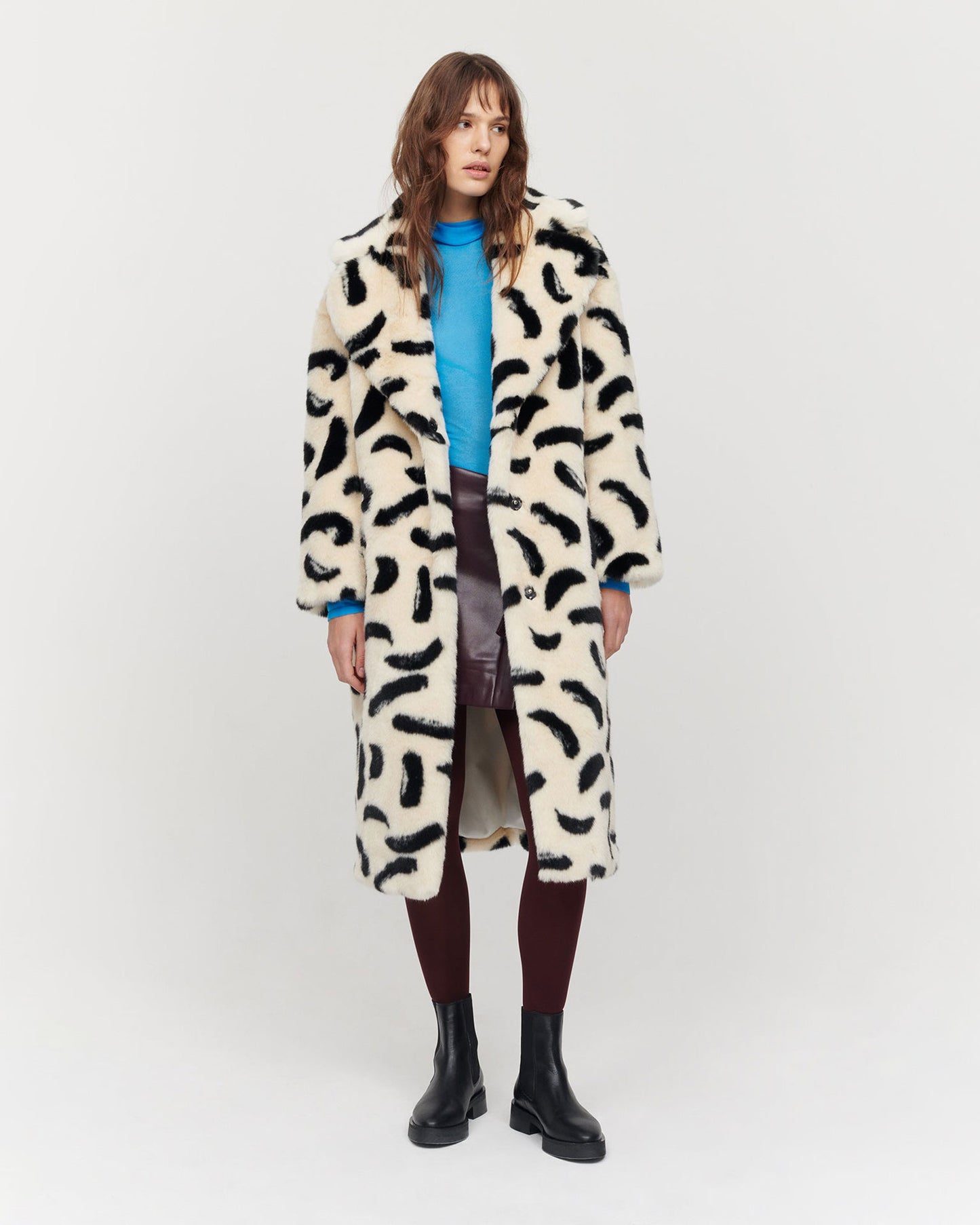 JAKKE Katie Faux Fur Coat in Paintbrush Print