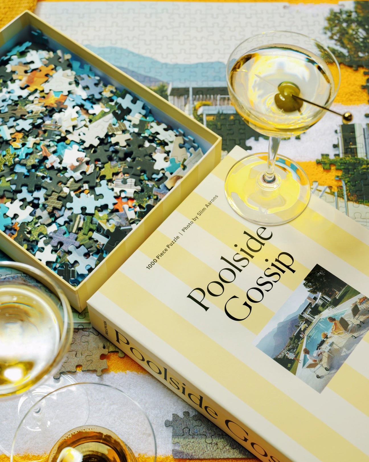 PIECEWORK Poolside Gossip - Slim Aarons Collab - 1000 Piece Puzzle