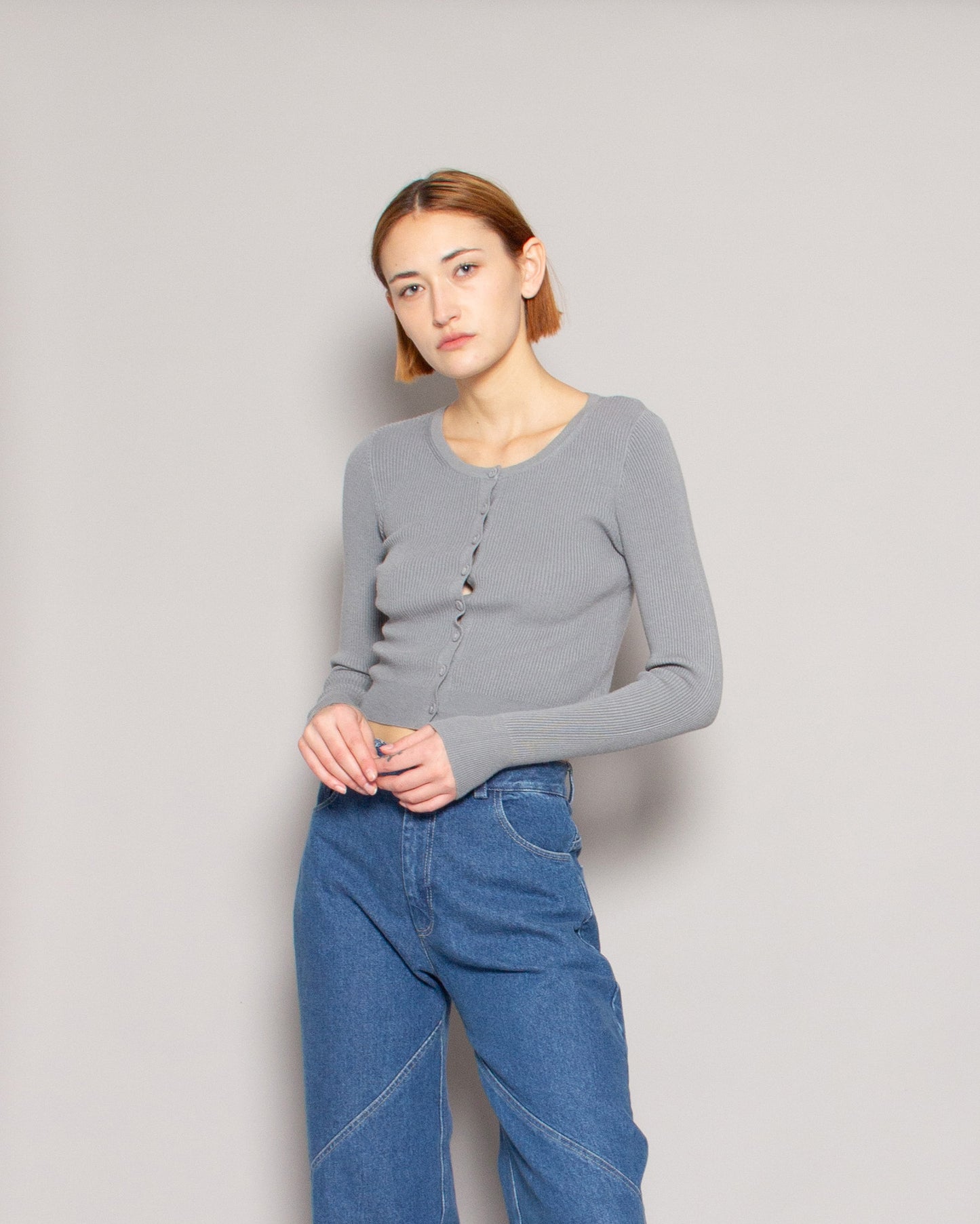 PERSONS Reese Cropped Cardi in Slate