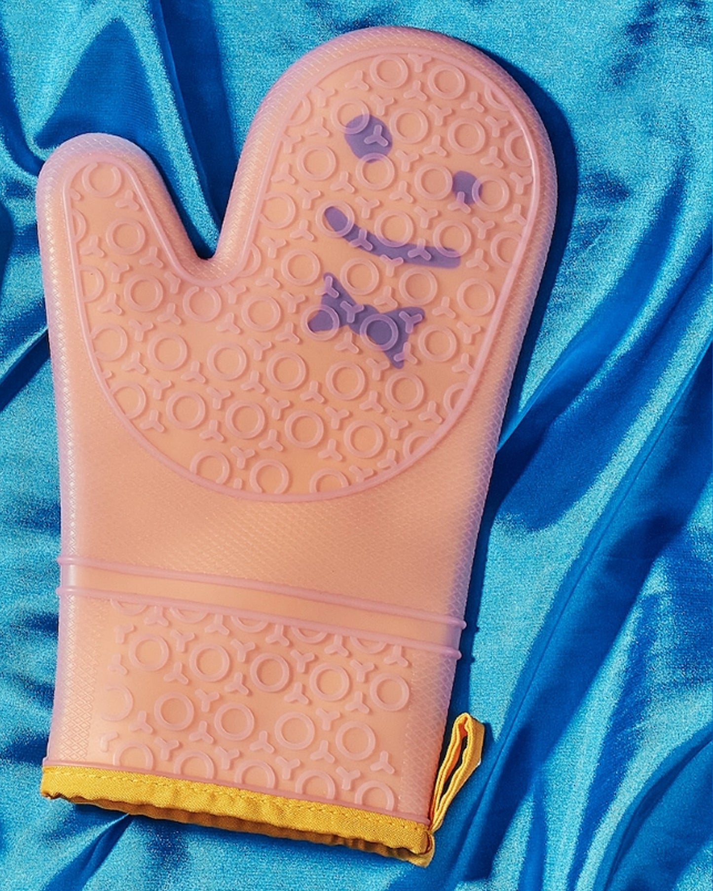 STAFF Silicone Oven Mitts