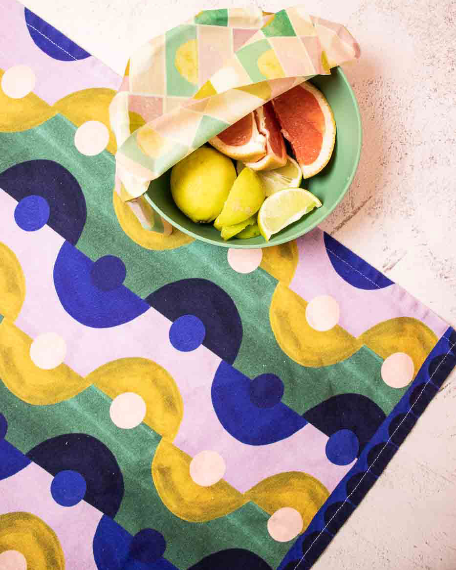 SUPRA ENDURA Tea Towel in Half Moons