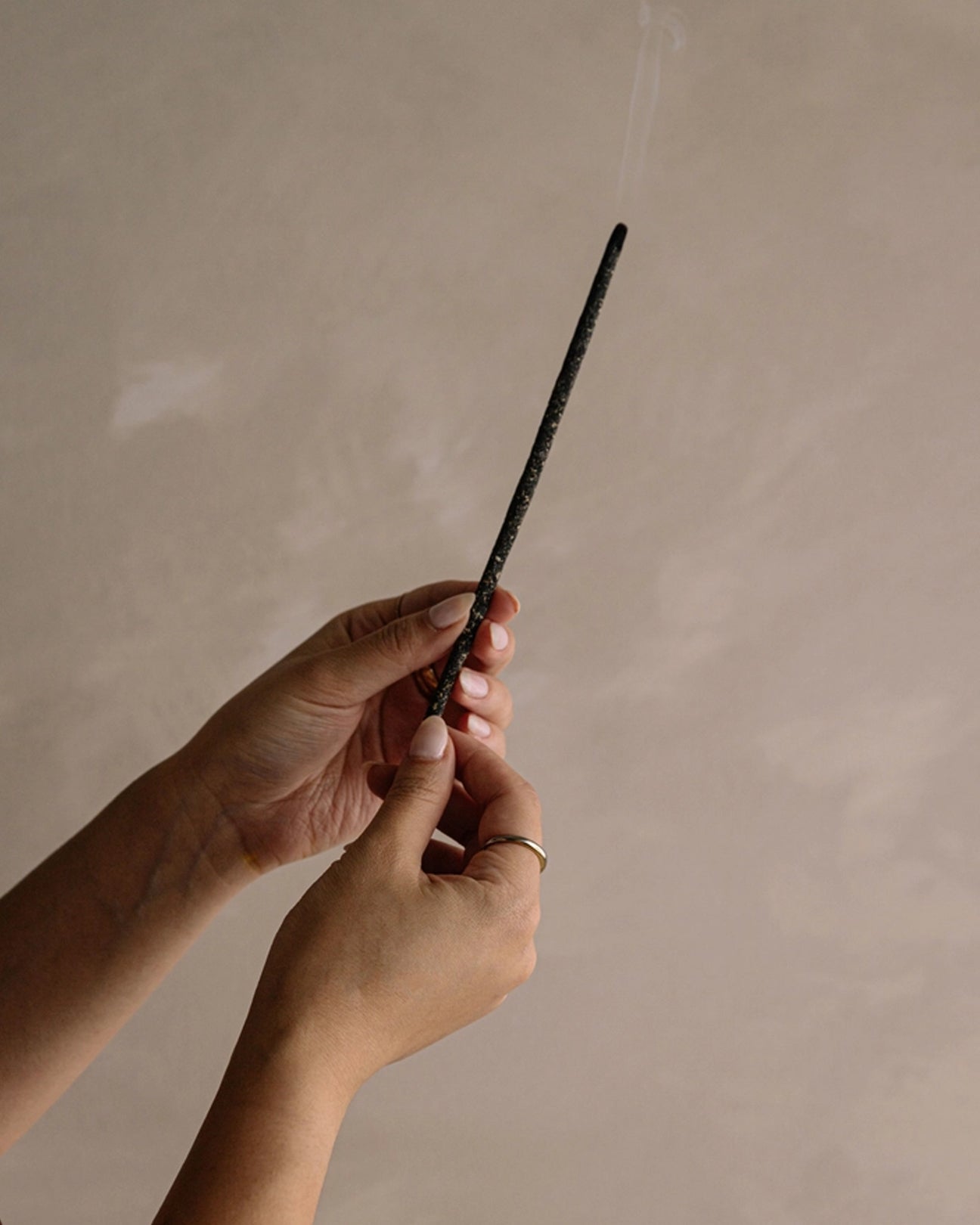 CEDAR AND MYRRH Black Copal Incense Sticks