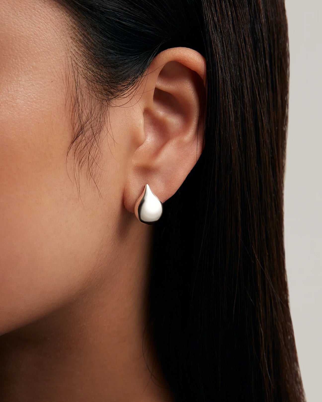 IDAMARI Drop Earrings in Silver