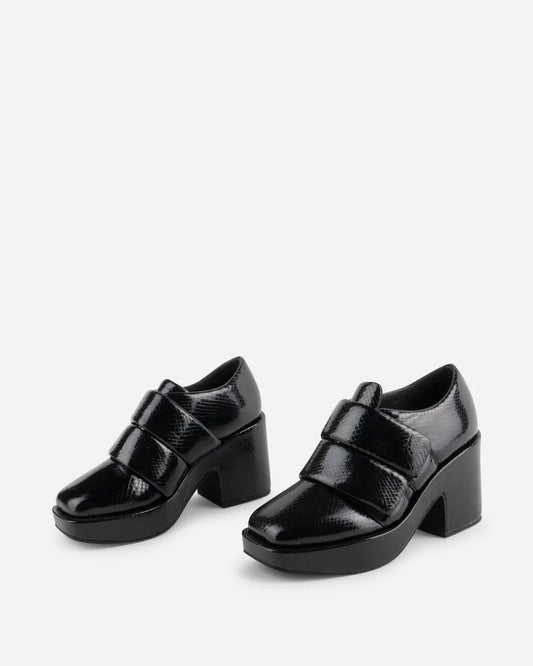 INTENTIONALLy BLANK Crime Platform Loafer in Black