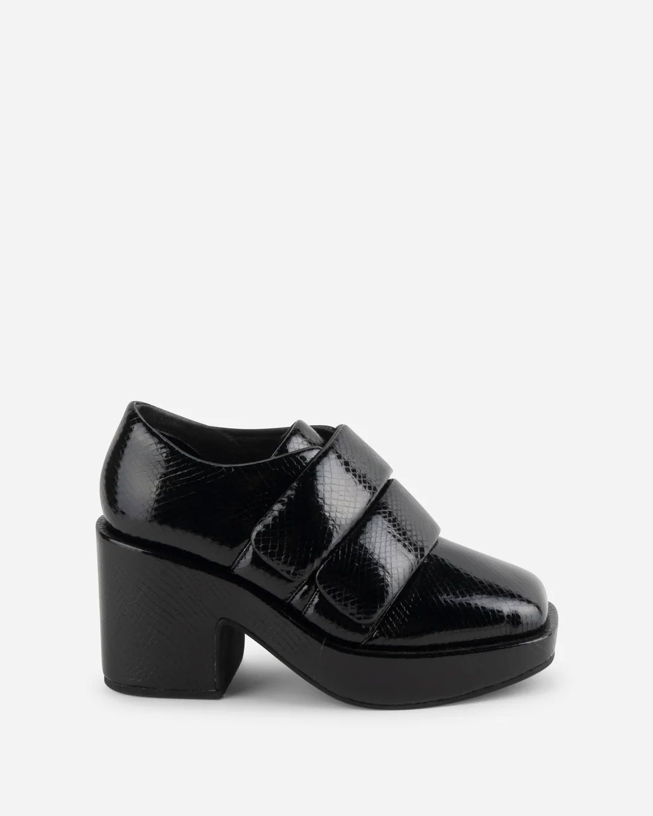 INTENTIONALLy BLANK Crime Platform Loafer in Black