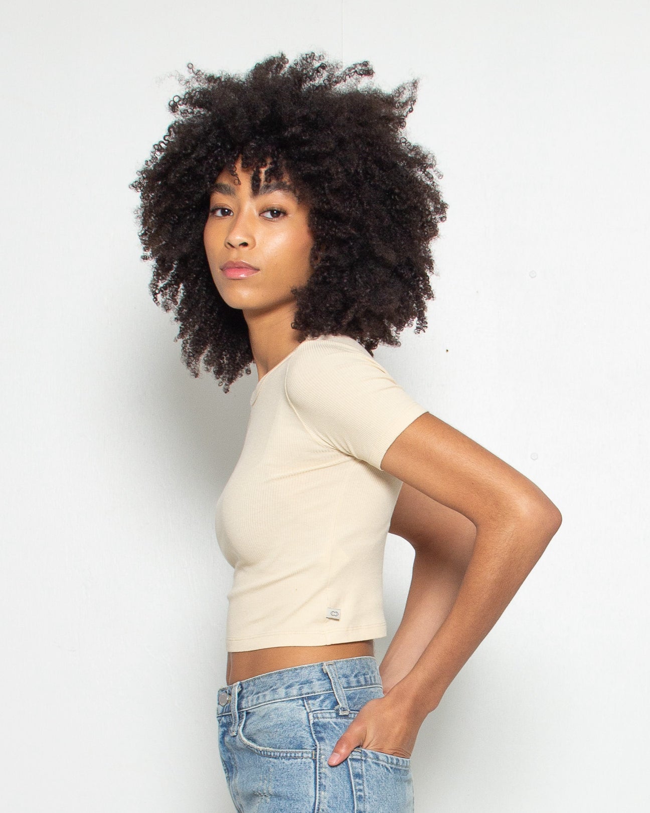 OTTOD'AME Ribbed Cropped Tee in Cream