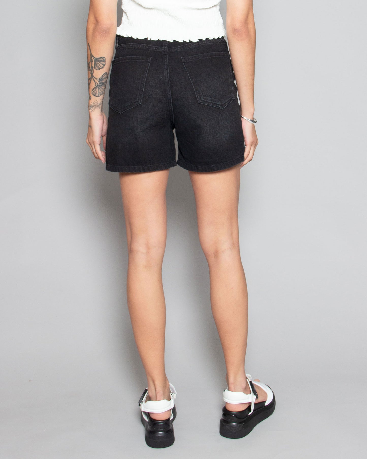 PERSONS Sandra Crossed WB Denim Shorts in Washed Black
