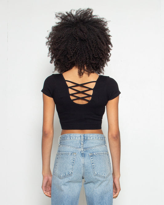 PERSONS Seamless Lattice Back Crop Top in Black