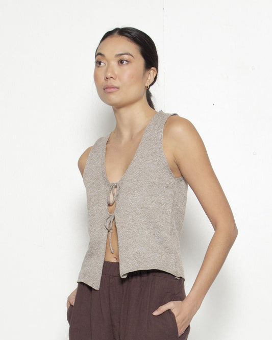 PERSONS Lilah Vest in Sepia