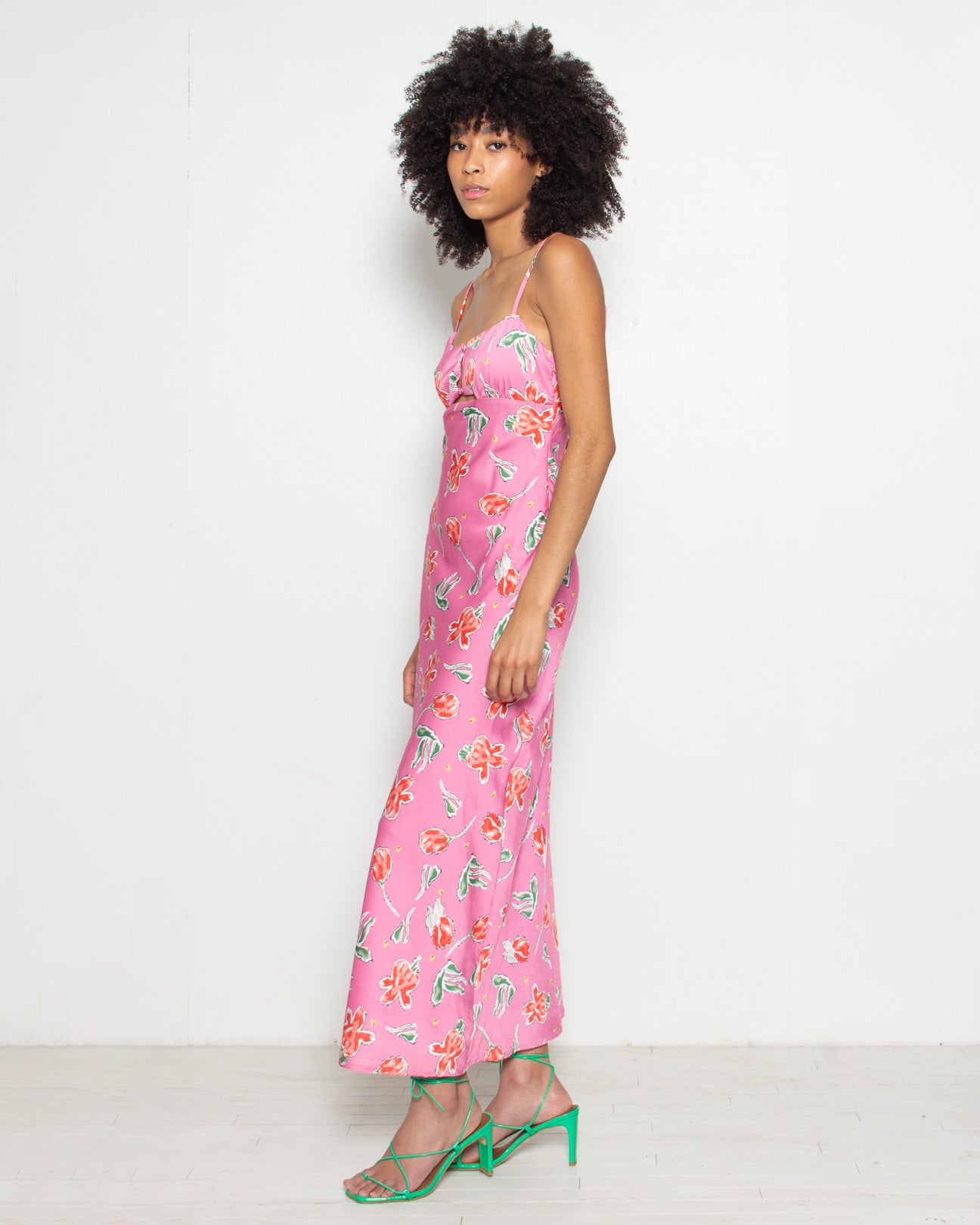 PERSONS Ophelia Cut Out Maxi Dress in Bubblegum Floral