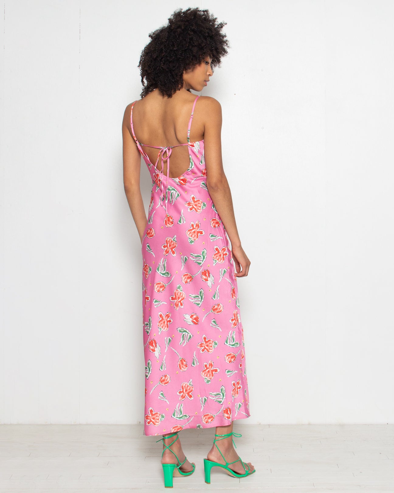 PERSONS Ophelia Cut Out Maxi Dress in Bubblegum Floral
