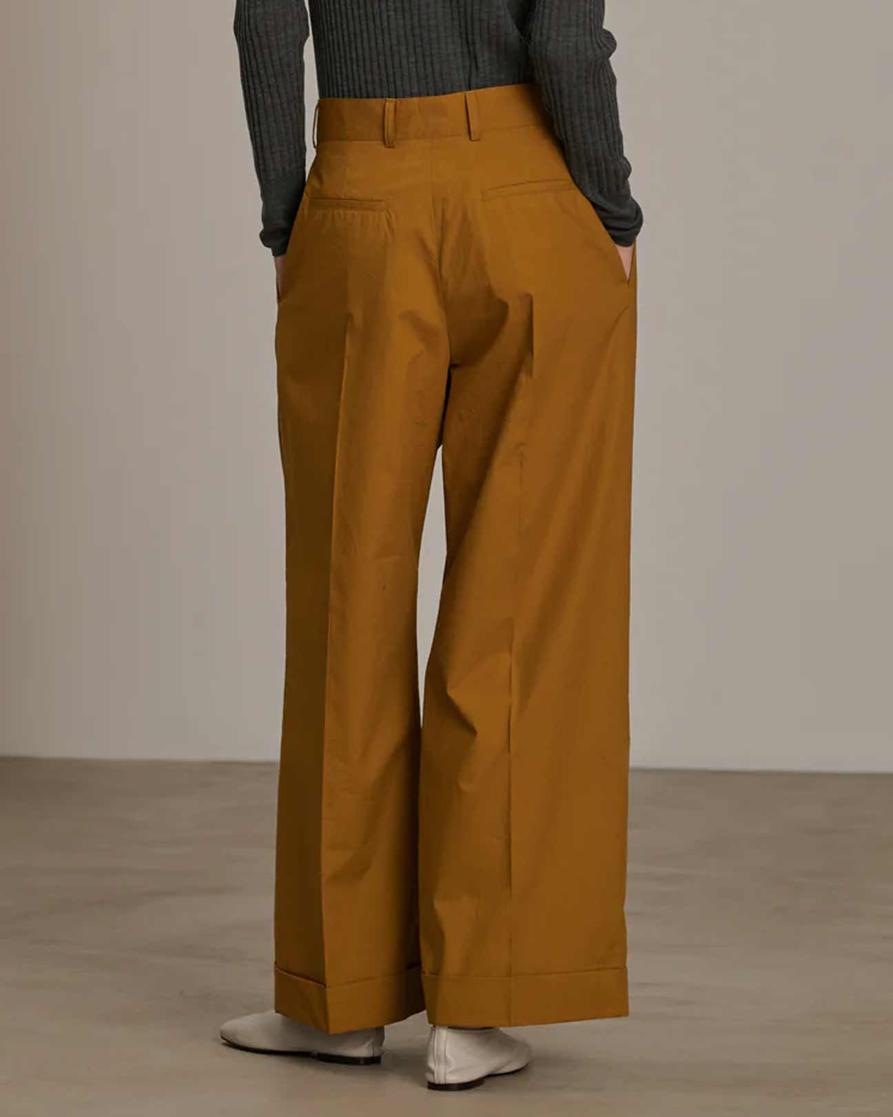 SOEUR Watson Pleated Trousers in Bronze