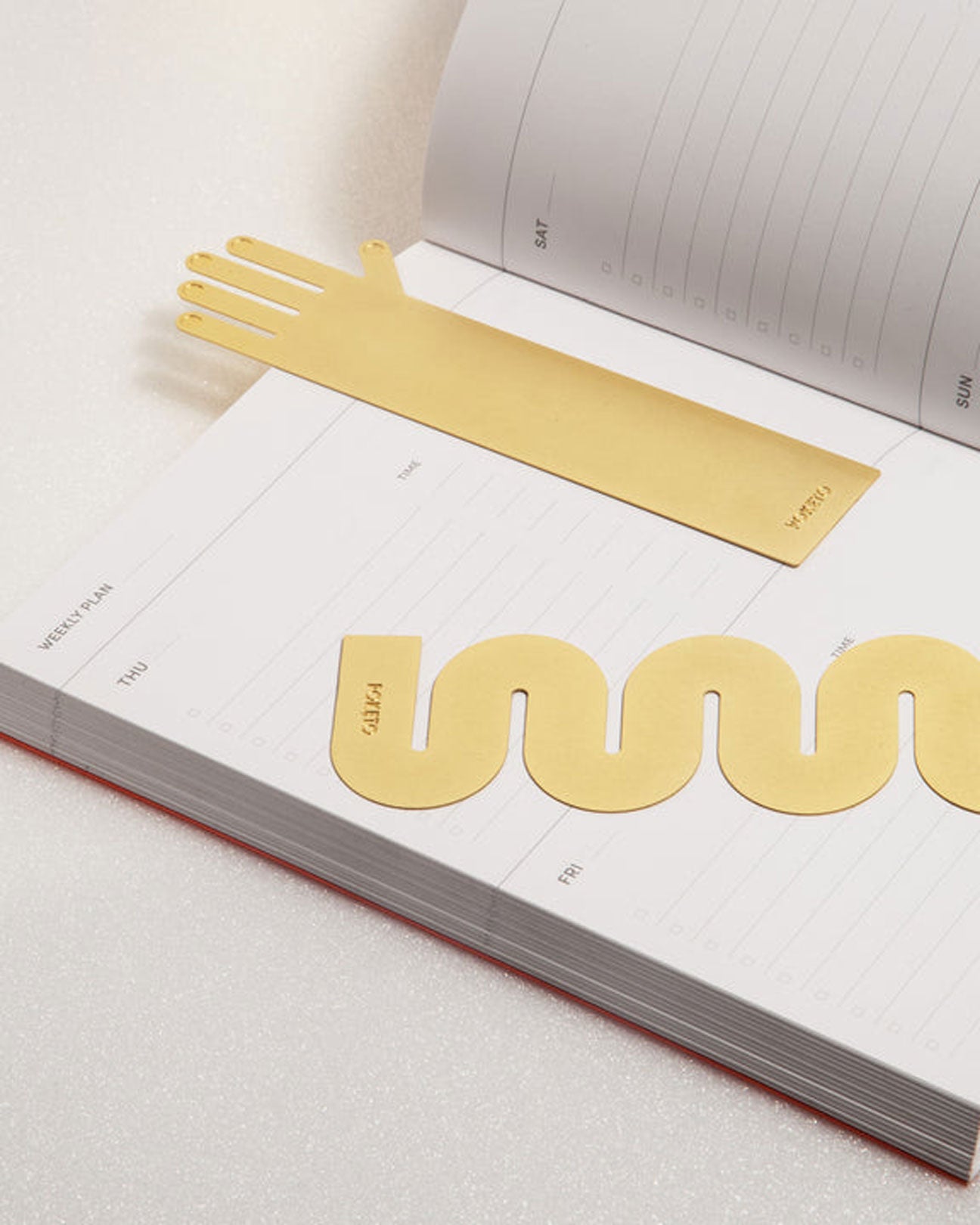 POKETO Brass Bookmark in Wave available at Lahn.shop