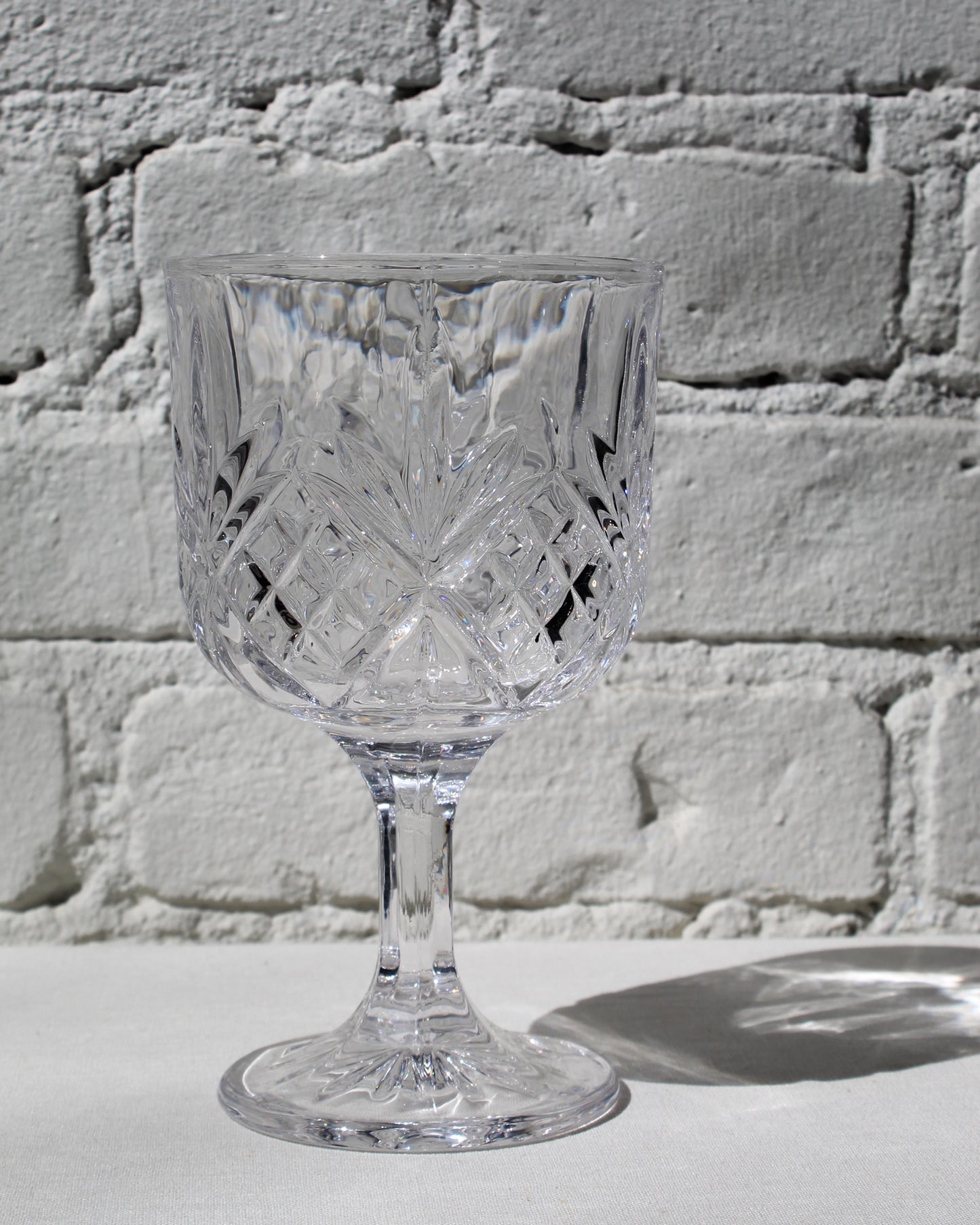 9 CHRISTOPHER Pressed Crystal Glass - Set of 2